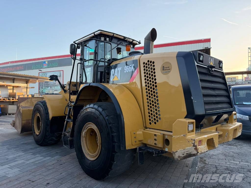 CAT 966k Pyöräkuormaajat