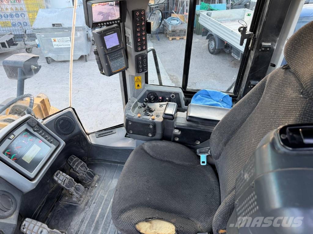 CAT 966k Pyöräkuormaajat