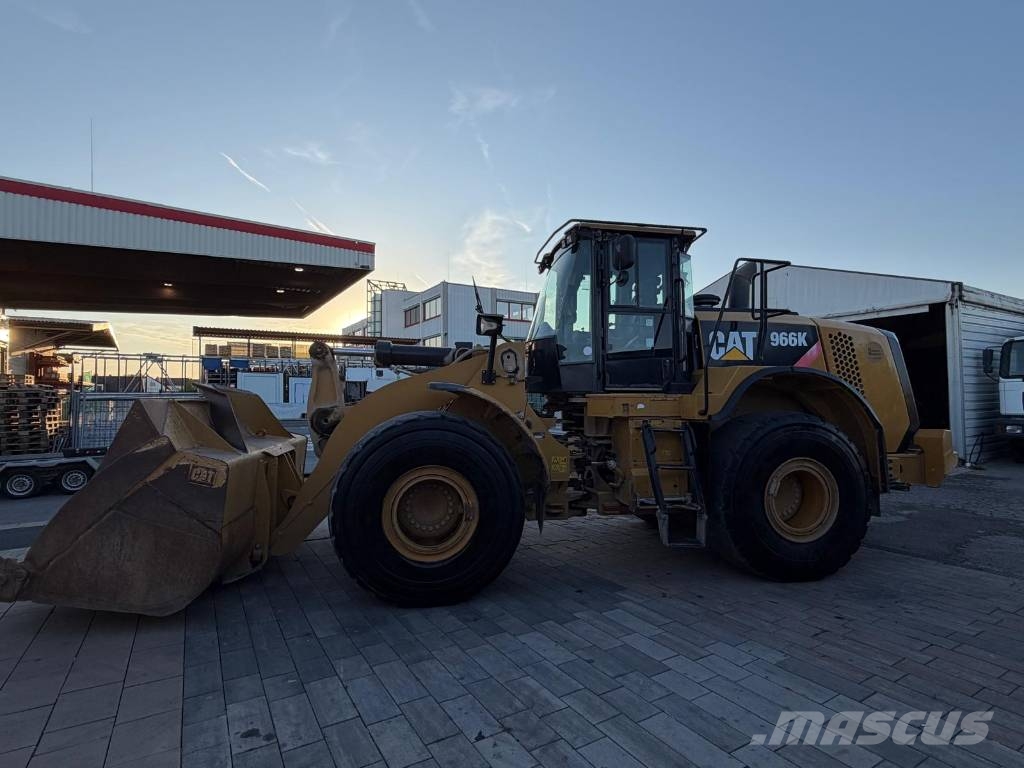 CAT 966k Pyöräkuormaajat