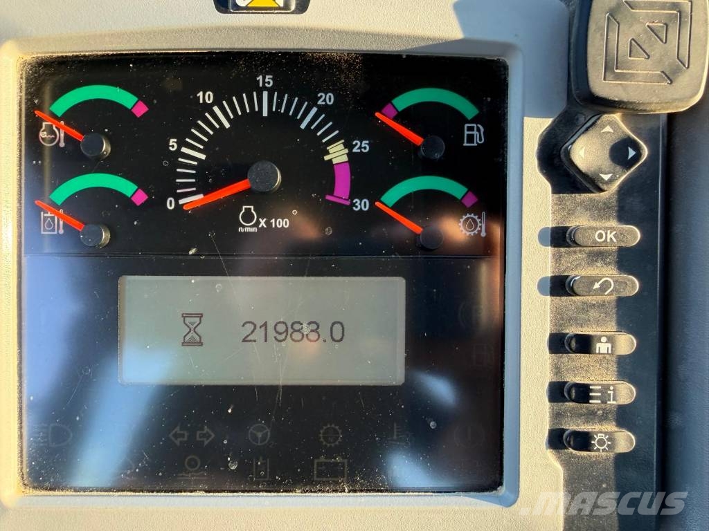 CAT 966k Pyöräkuormaajat