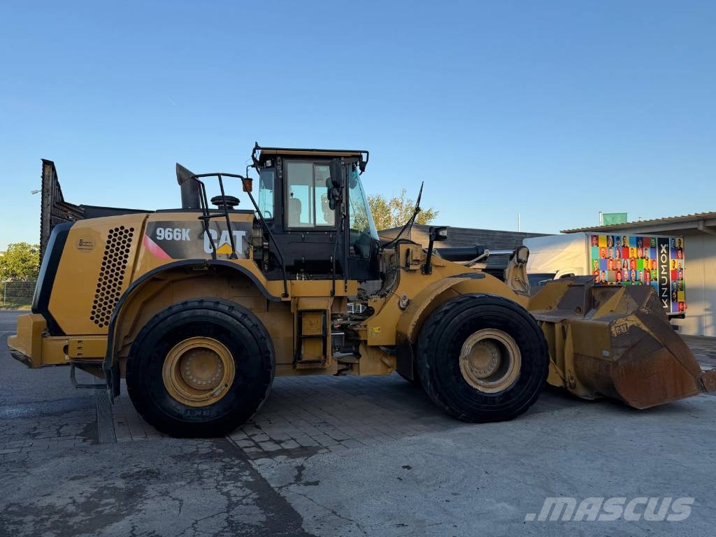 CAT 966k Pyöräkuormaajat