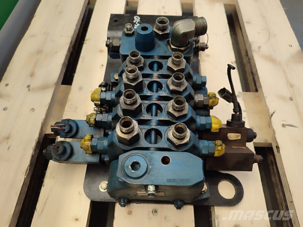 JCB Hydraulic distributor 07260157 JCB 536-70 Hüdraulika