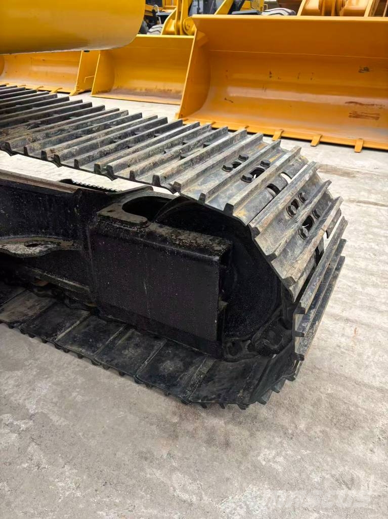 CAT 320GX Midikaivukoneet 7t - 12t