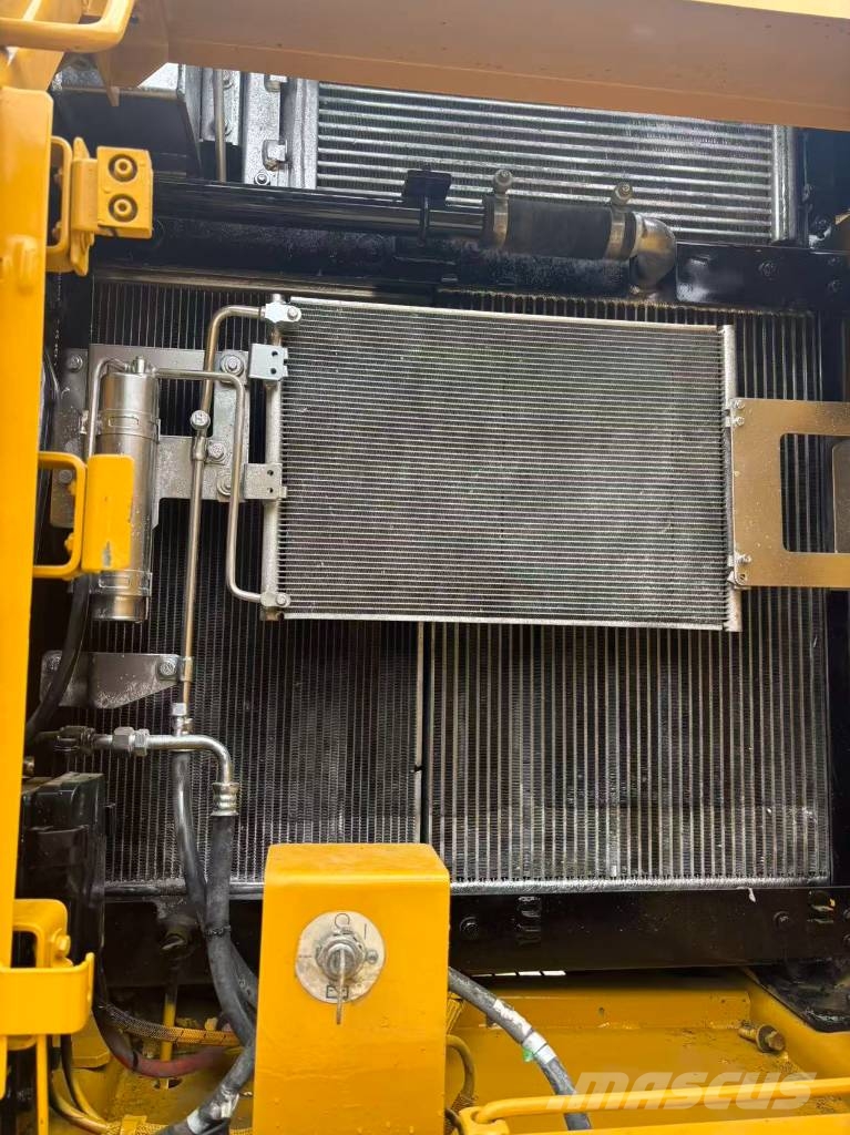 CAT 320GX Midikaivukoneet 7t - 12t