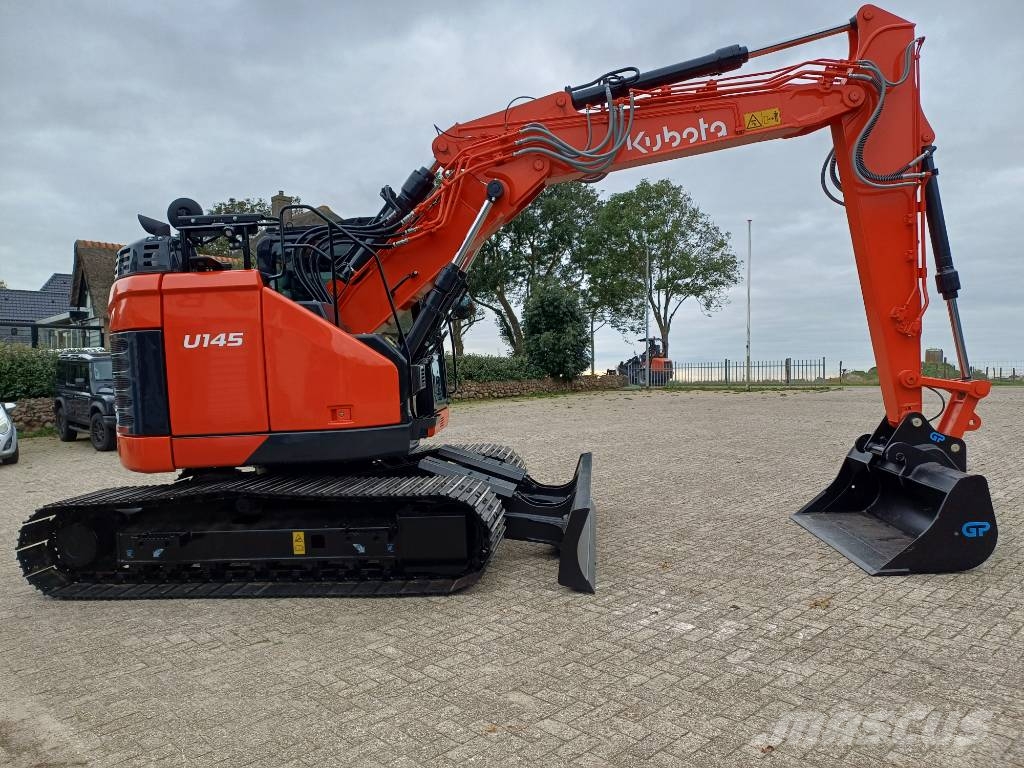 Kubota U145 2P 대형 굴삭기 29톤 이상