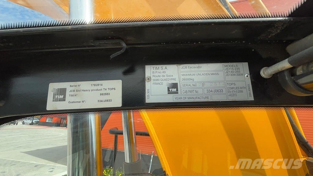 JCB JS 130 LC + T4F Rupsgraafmachines