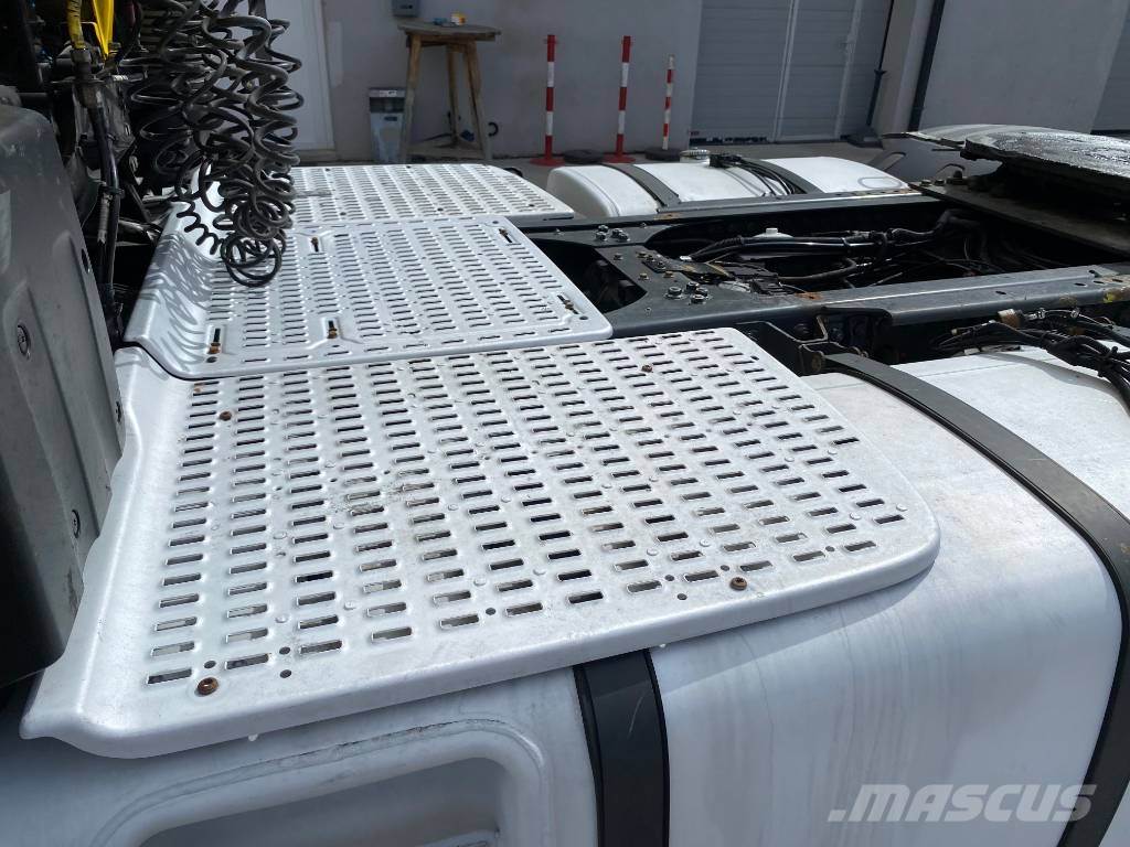 DAF XF 460 وحدات الجر