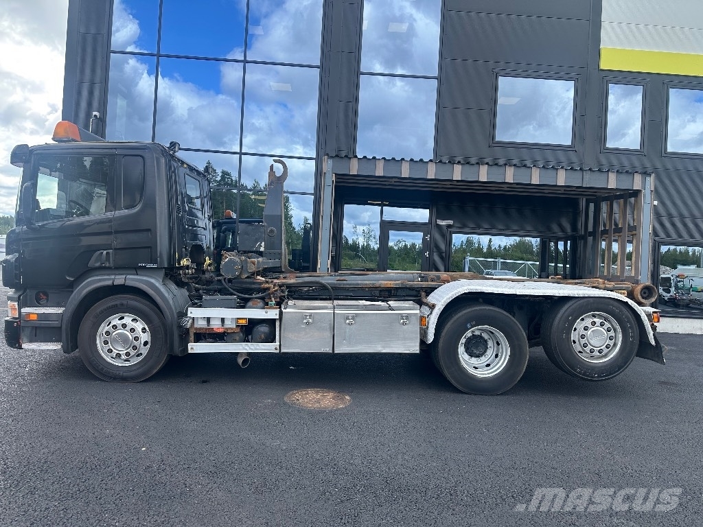 Scania P420 6x2*4 Camiones polibrazo