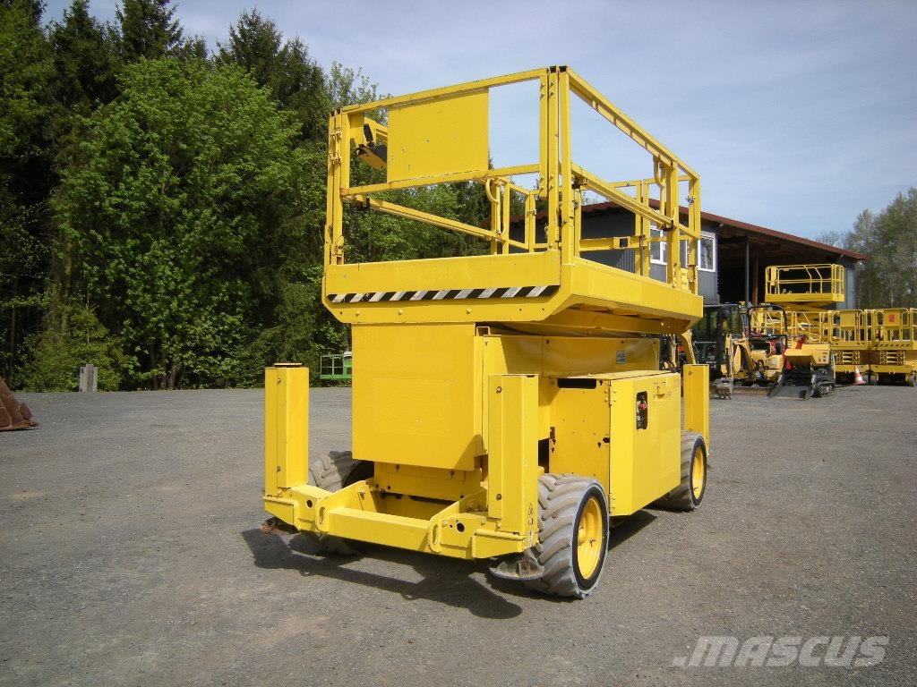 Genie GS 4069 DC (ID1787) Žirkliniai keltuvai