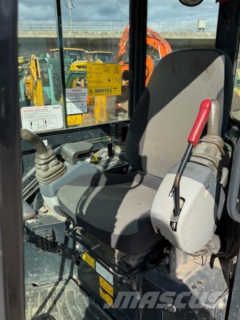 Hitachi ZX 26 U-6 CR Miniekskavaatorid < 7 t