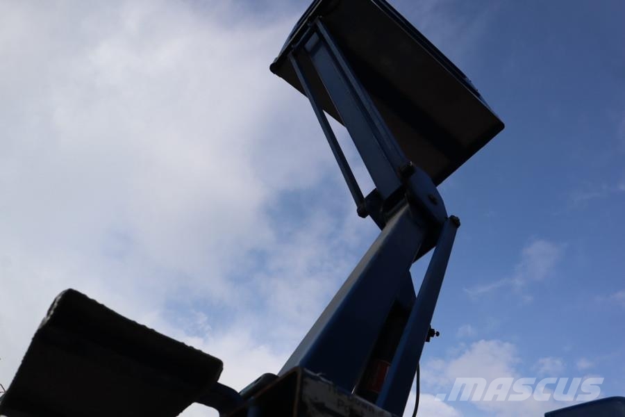 JLG Power Tower Electric, 5.10m Working Height, 250kg Articulated boom lifts