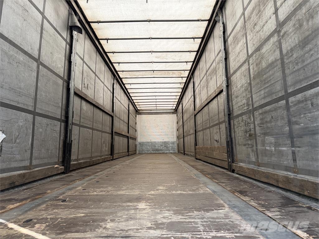 Schmitz Cargobull VIN 477 Curtainsiderauflieger