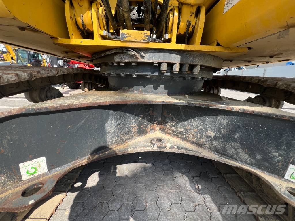 Komatsu PC 230 NHD-11 Raupenbagger