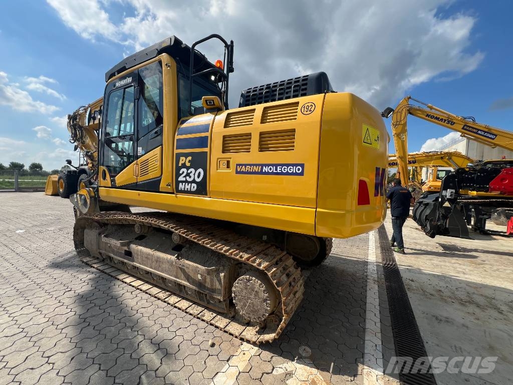 Komatsu PC 230 NHD-11 Raupenbagger