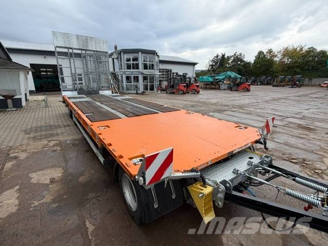 Humbaur HTD30 mit eigener Hydraulikversorgung Нискотоварачи