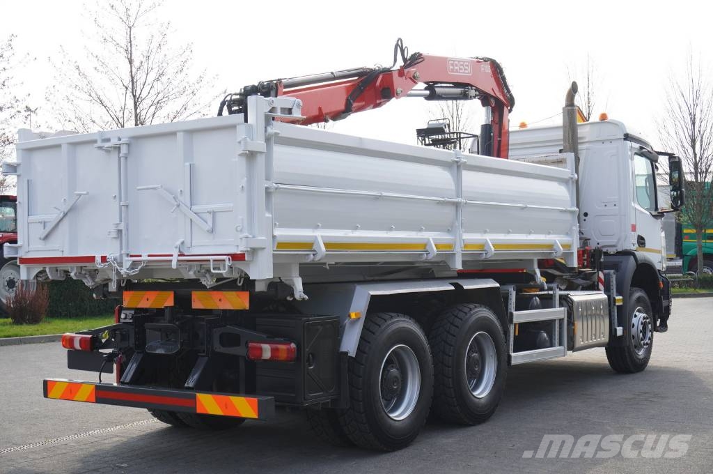 Mercedes-Benz Arocs 2636 / 6x4 / HDS Fassi / Wywrotka 3 str Camiones bañeras basculantes o volquetes