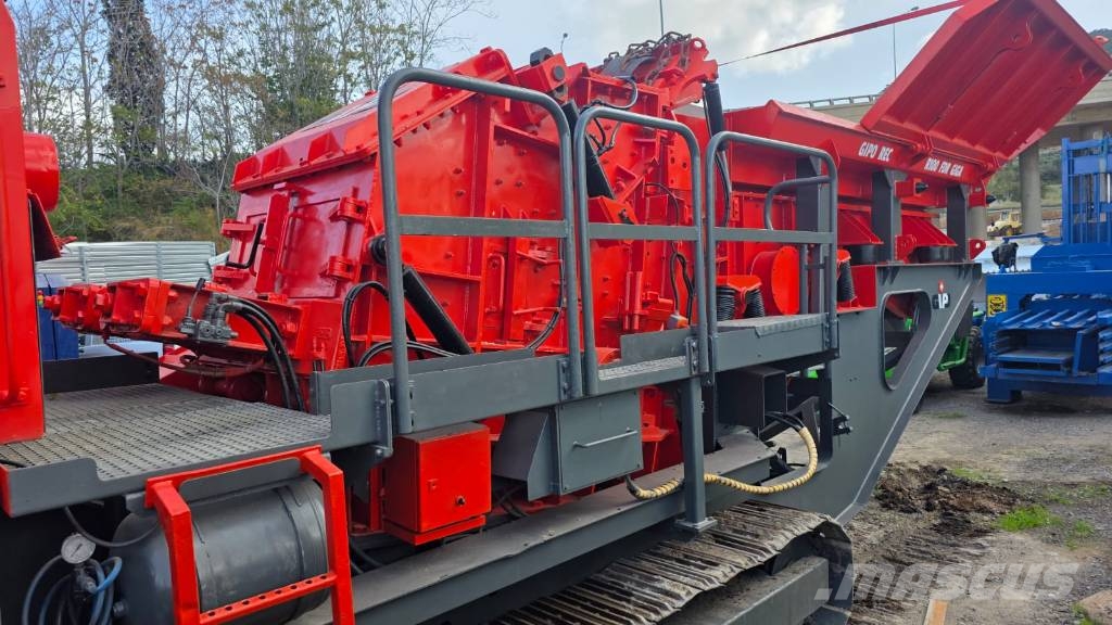 GIPO R 100 FDR GIGA Mobilní drtiče