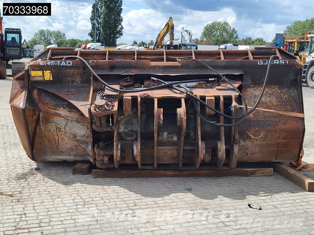 Volvo L250 H Side Tip Bucket 기타
