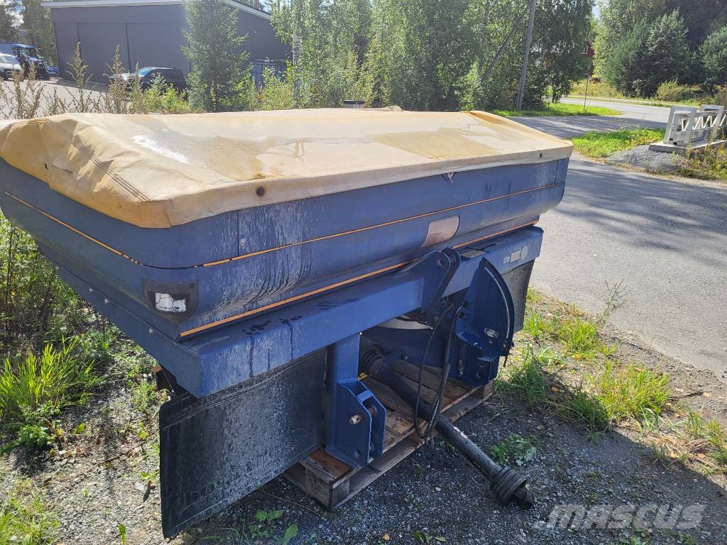 Bogballe M2 Mineraalväetise laoturid