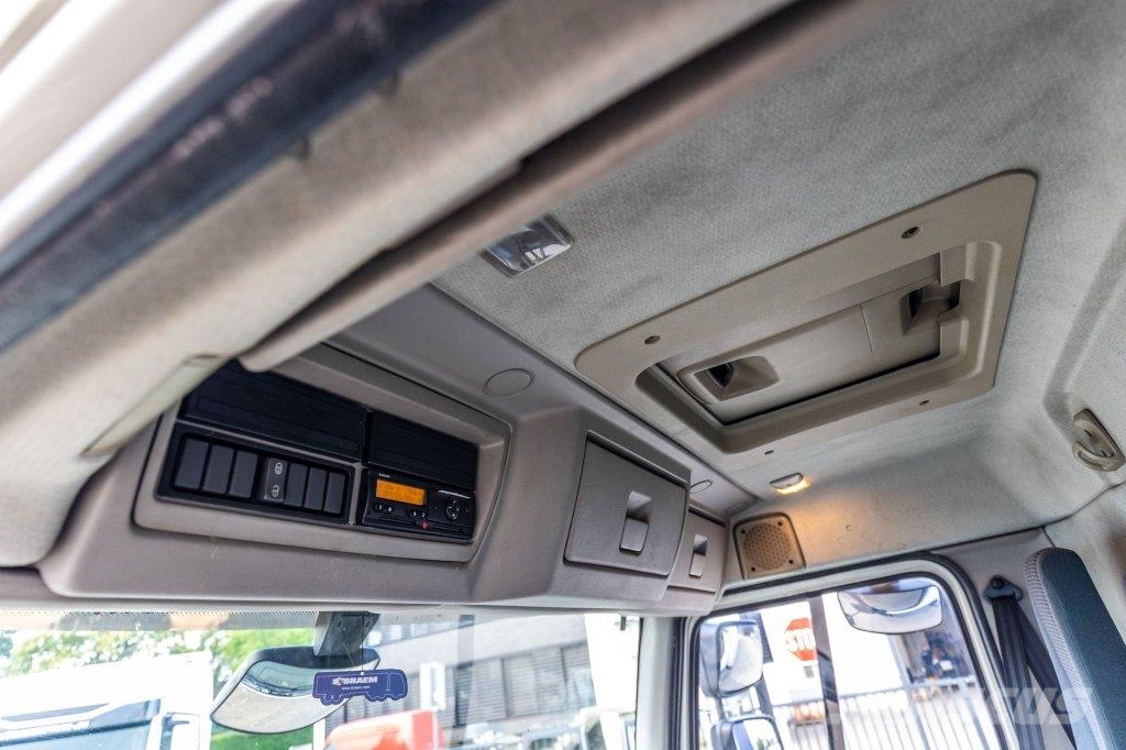 Volvo FLH 290+ CARRIER Camiones con temperatura controlada