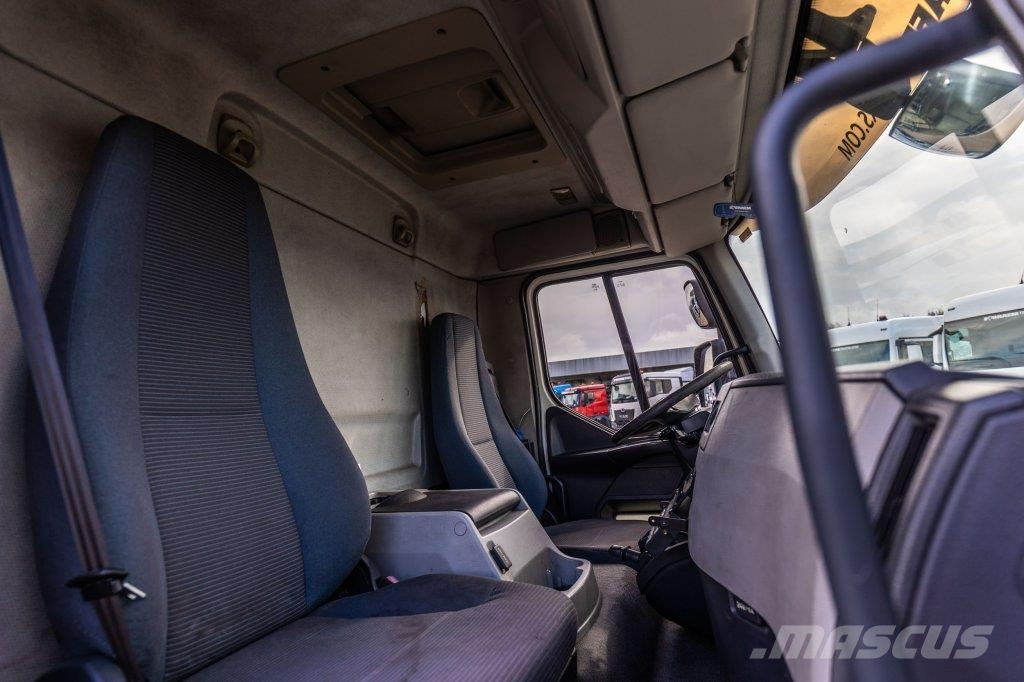 Volvo FLH 290+ CARRIER Camiones con temperatura controlada