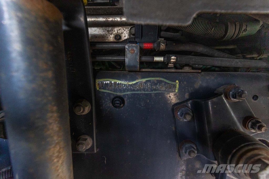 Volvo FLH 290+ CARRIER Camiones con temperatura controlada