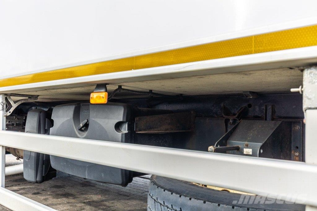 Volvo FLH 290+ CARRIER Camiones con temperatura controlada