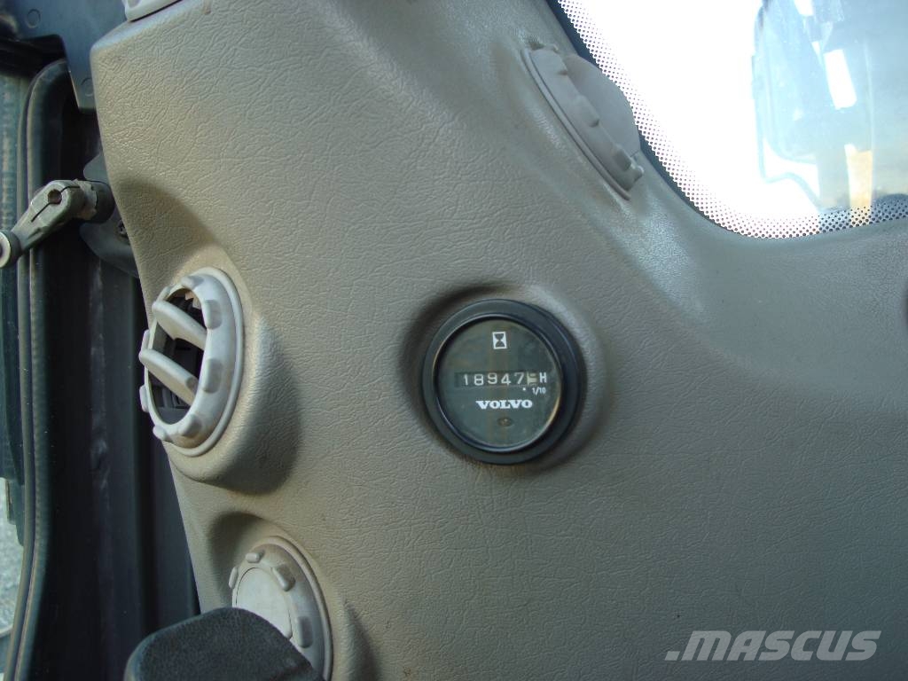 Volvo EW 160 C Ekskavatori uz riteņiem