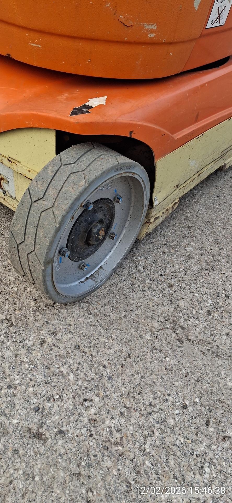 JLG T10E 其他升降机和高空作业平台