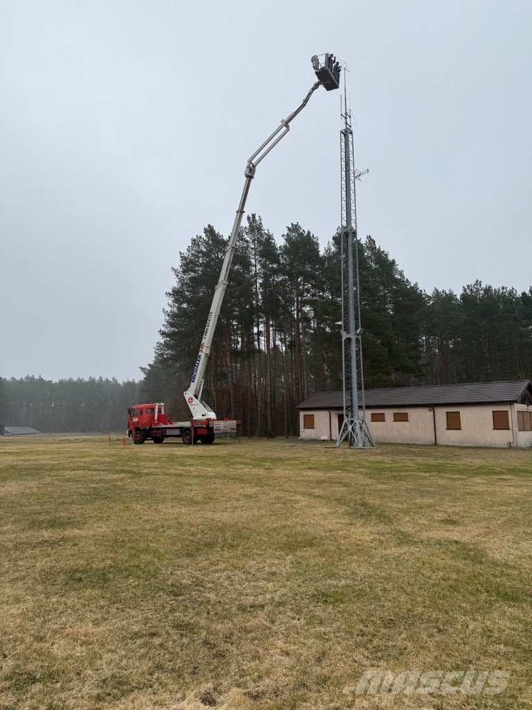 Wumag wt 440 Podnośniki koszowe