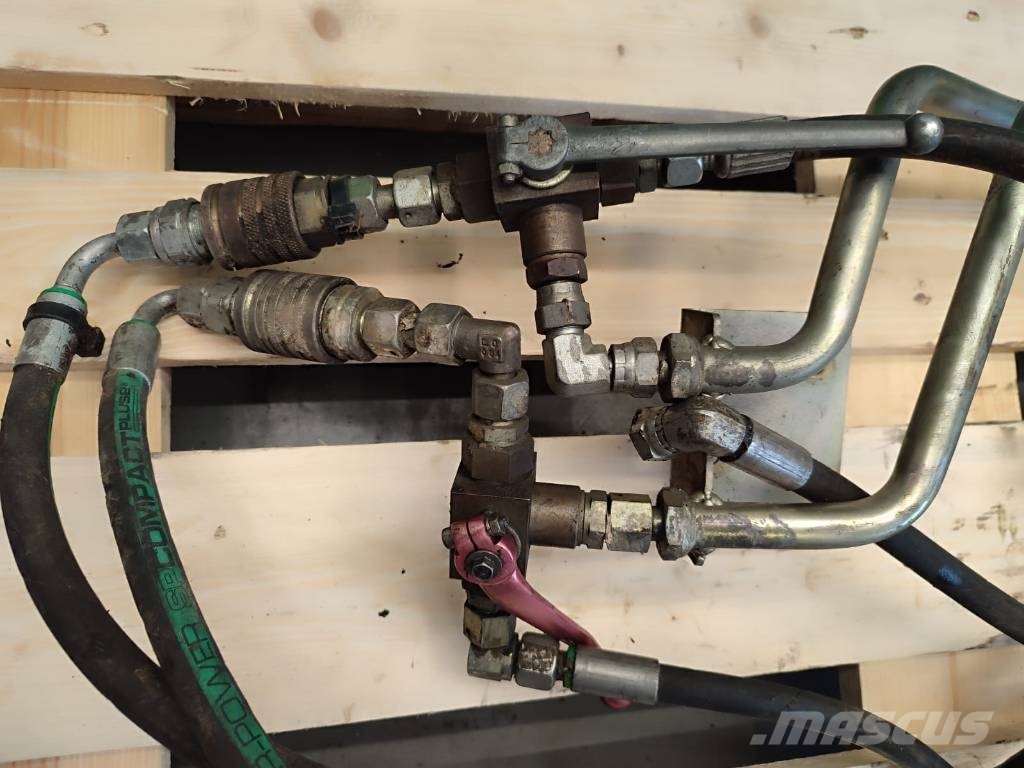 JCB Hydraulic installation of additional JCB 535-95 Hüdraulika
