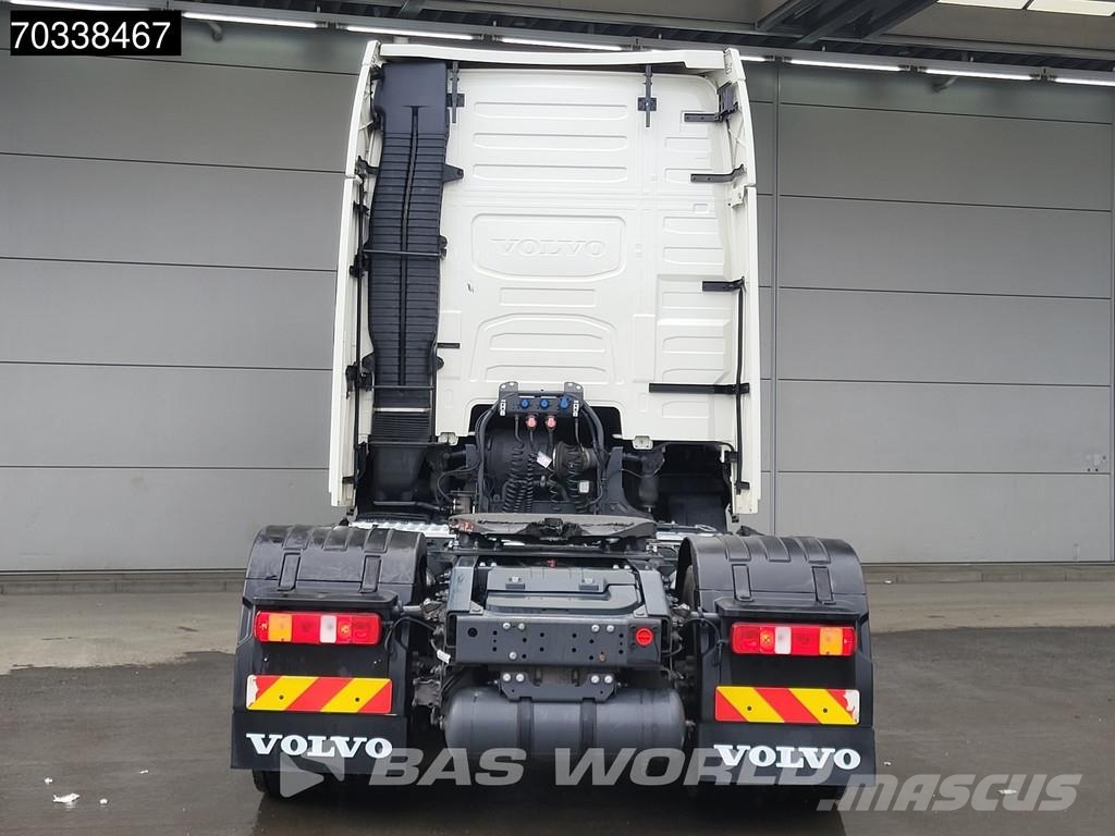 Volvo FH 500 4X2 XL 2x Tanks I-ParkCool ACC وحدات الجر
