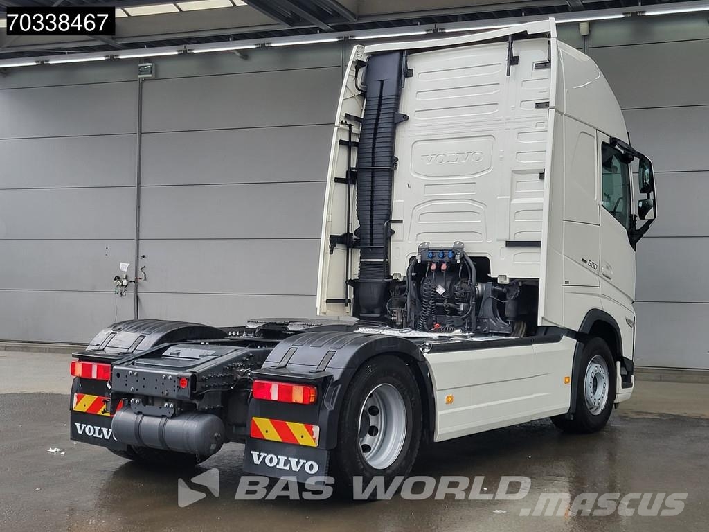 Volvo FH 500 4X2 XL 2x Tanks I-ParkCool ACC وحدات الجر