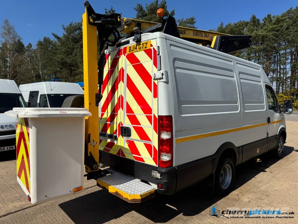 Iveco Daily Versalift ET38 Cherry Picker المنصات الهوائية المثبتة على شاحنة