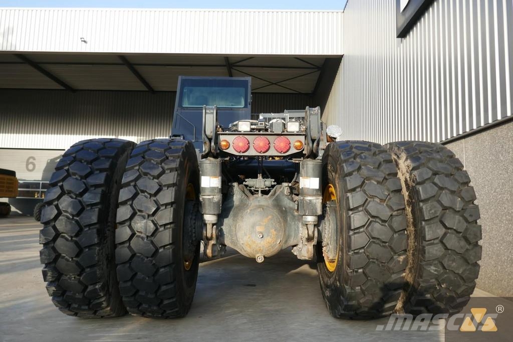 Komatsu HD405-8 Rigid dump trucks