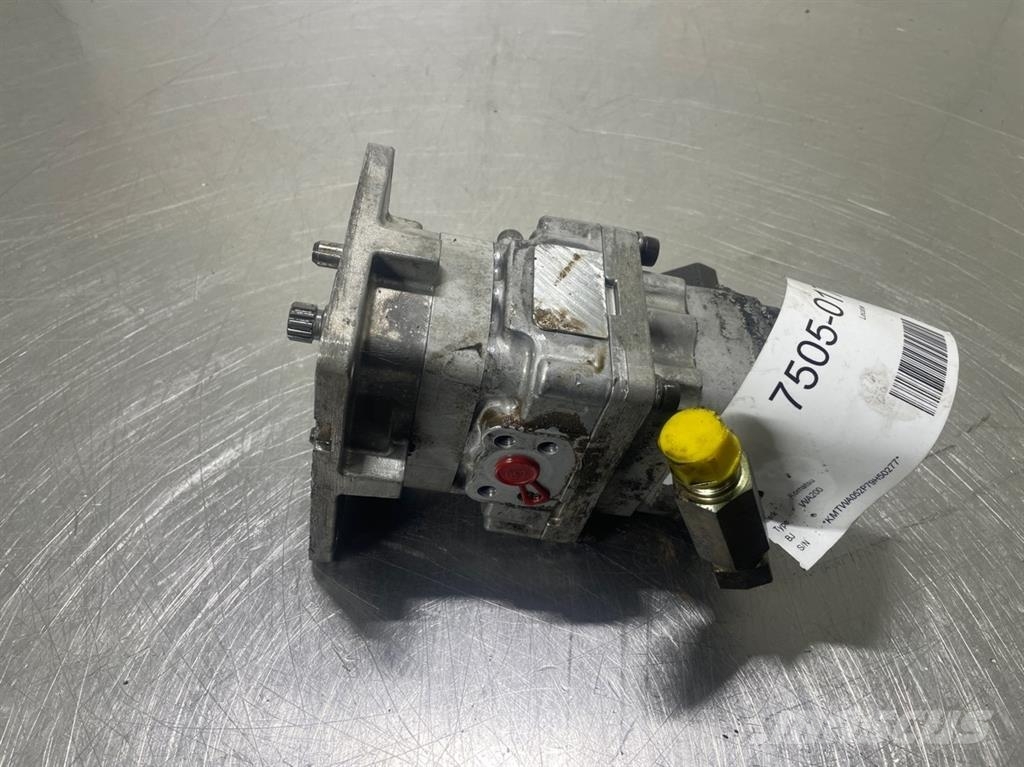 Komatsu WA200 - Gearpump/Zahnradpumpe/Tandwielpomp Hidráulicos