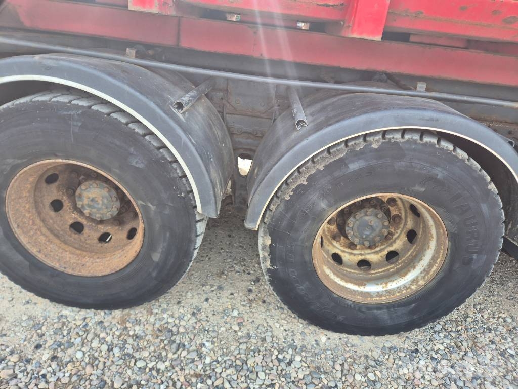 MAN TGA 32.460 8x4/4 //HIAB 220 C - 5 // 3 way tip Kranwagen