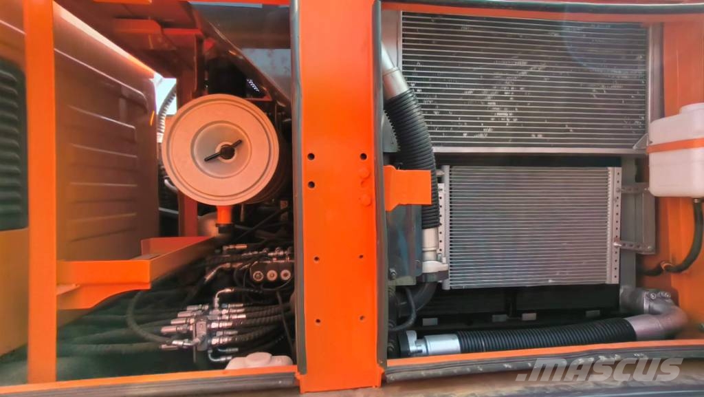 Doosan DX 225 LCA Raupenbagger