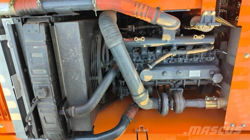 Doosan DX 225 LCA Raupenbagger