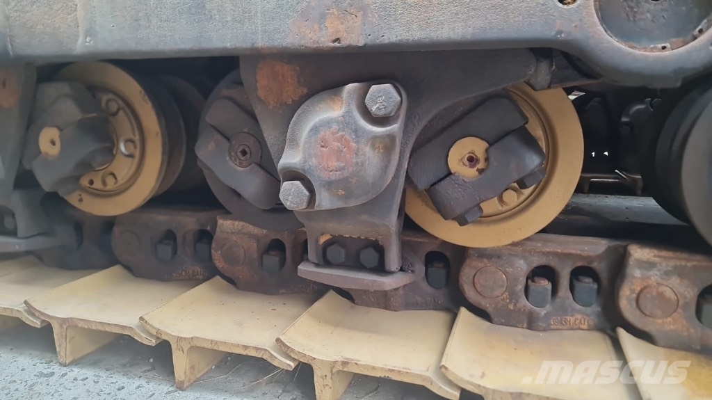 CAT D 8 R Buldožeri guseničari