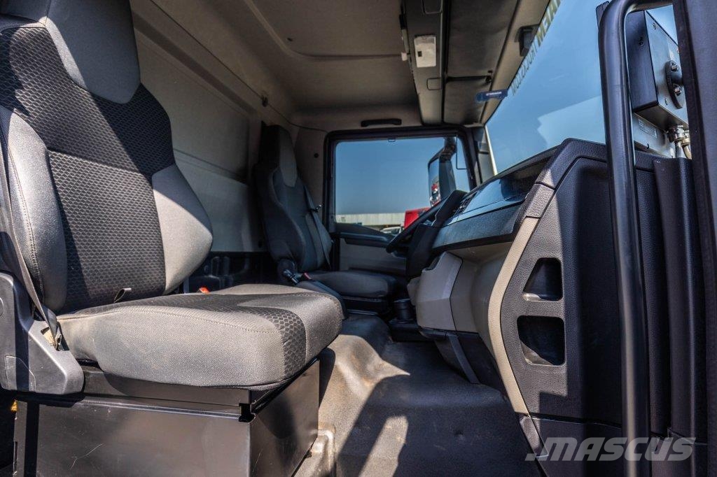 MAN TGL 10.190 BL - CARVAL INBOUW Camiones con caja de remolque
