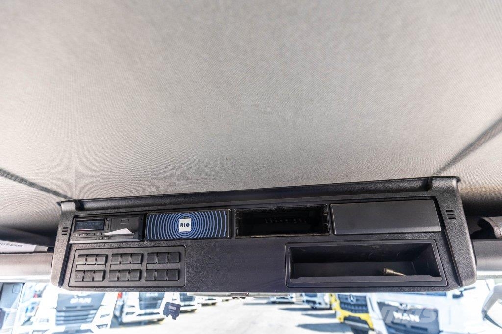 MAN TGL 10.190 BL - CARVAL INBOUW Camiones con caja de remolque