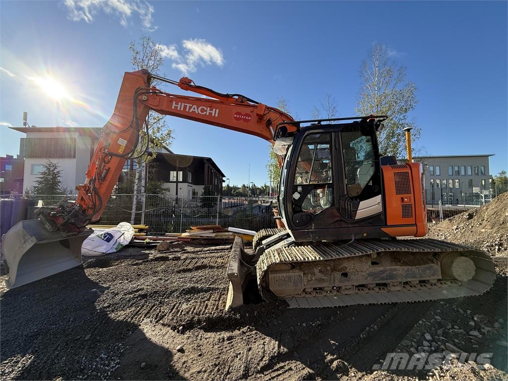 Hitachi ZX135 US-6 Roomikekskavaatorid
