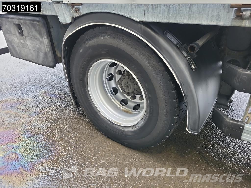 DAF LF 250 4X2 HYVA HB150XE3 Crane Kran Automatic Euro Lastbil med lad/Flatbed
