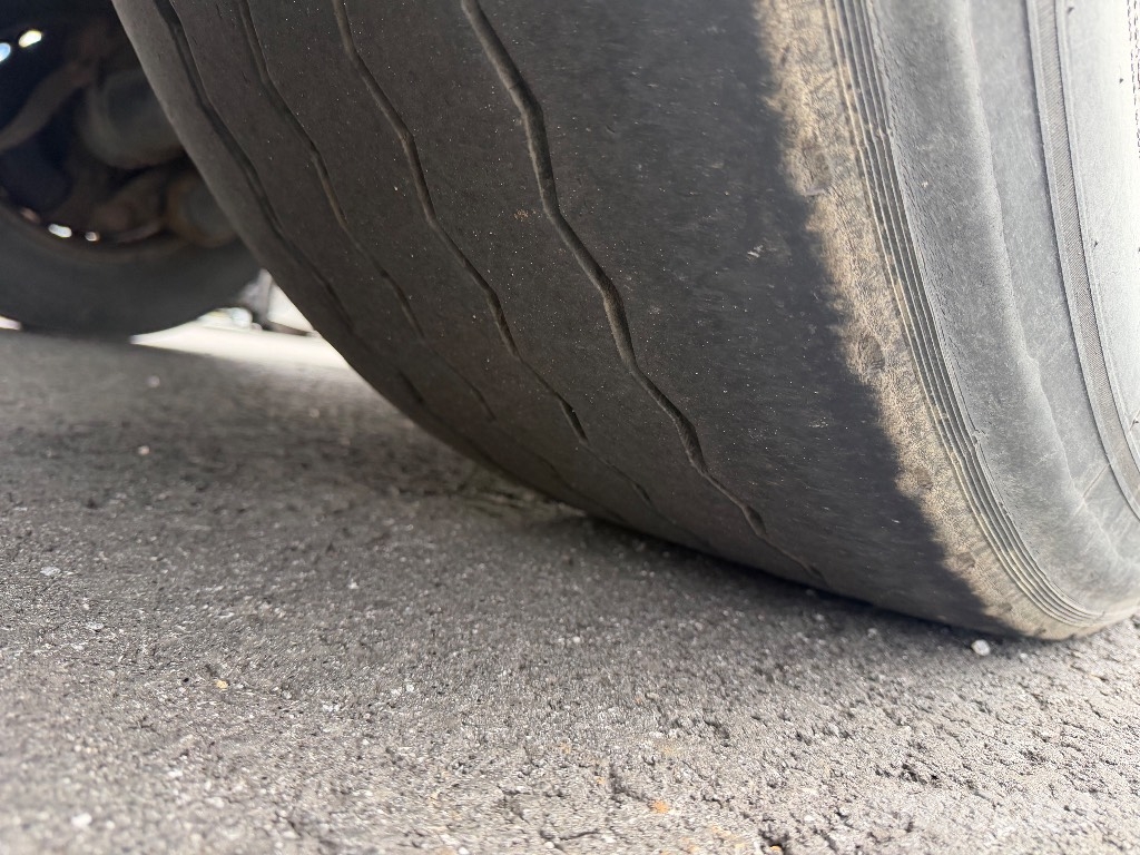 Schmitz 2+2 FRC Kylmä-/Lämpökoriperävaunut