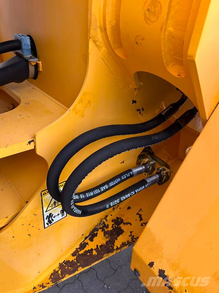 Volvo L90C Wheel loaders