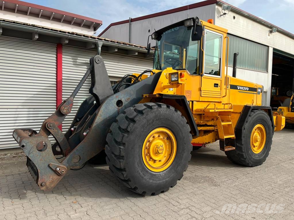 Volvo L90C Wheel loaders