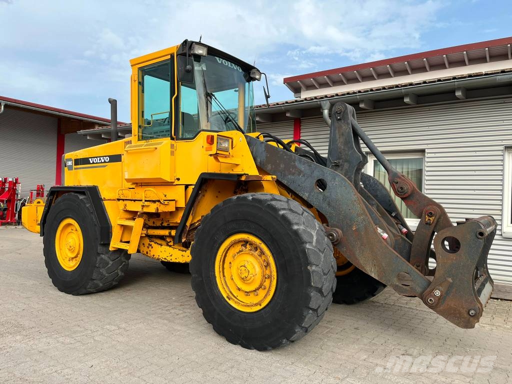 Volvo L90C Wheel loaders