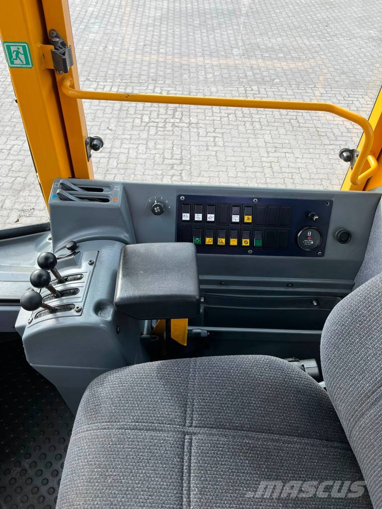 Volvo L90C Wheel loaders