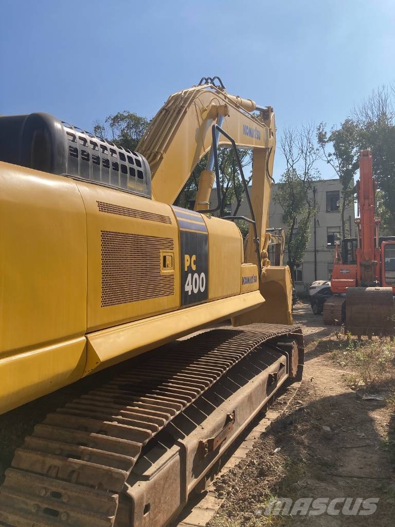 Komatsu PC400 حفارات زحافة